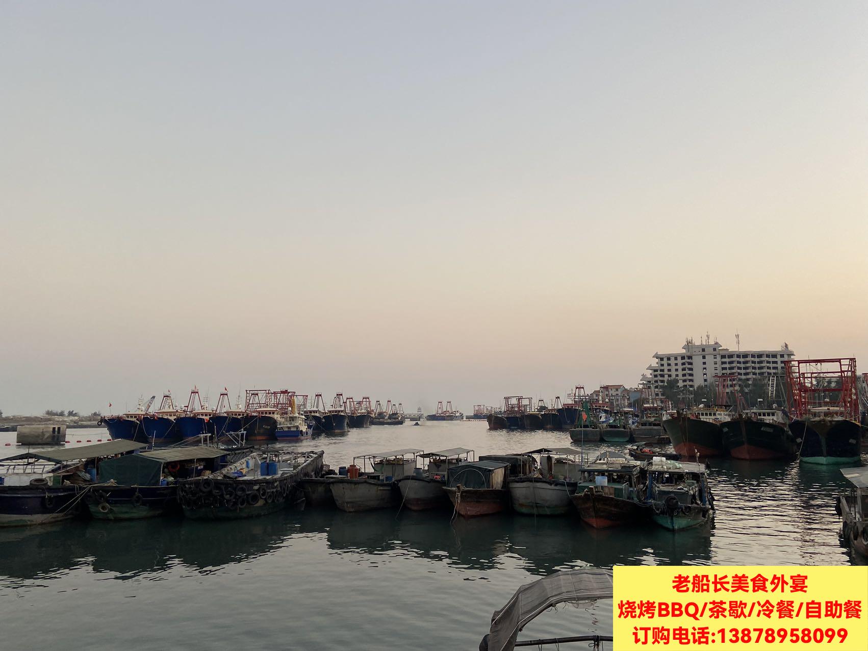 北海华侨海滩游玩攻略；北海华侨附近可以烧烤的场地；北海银滩附近可以露营的基地