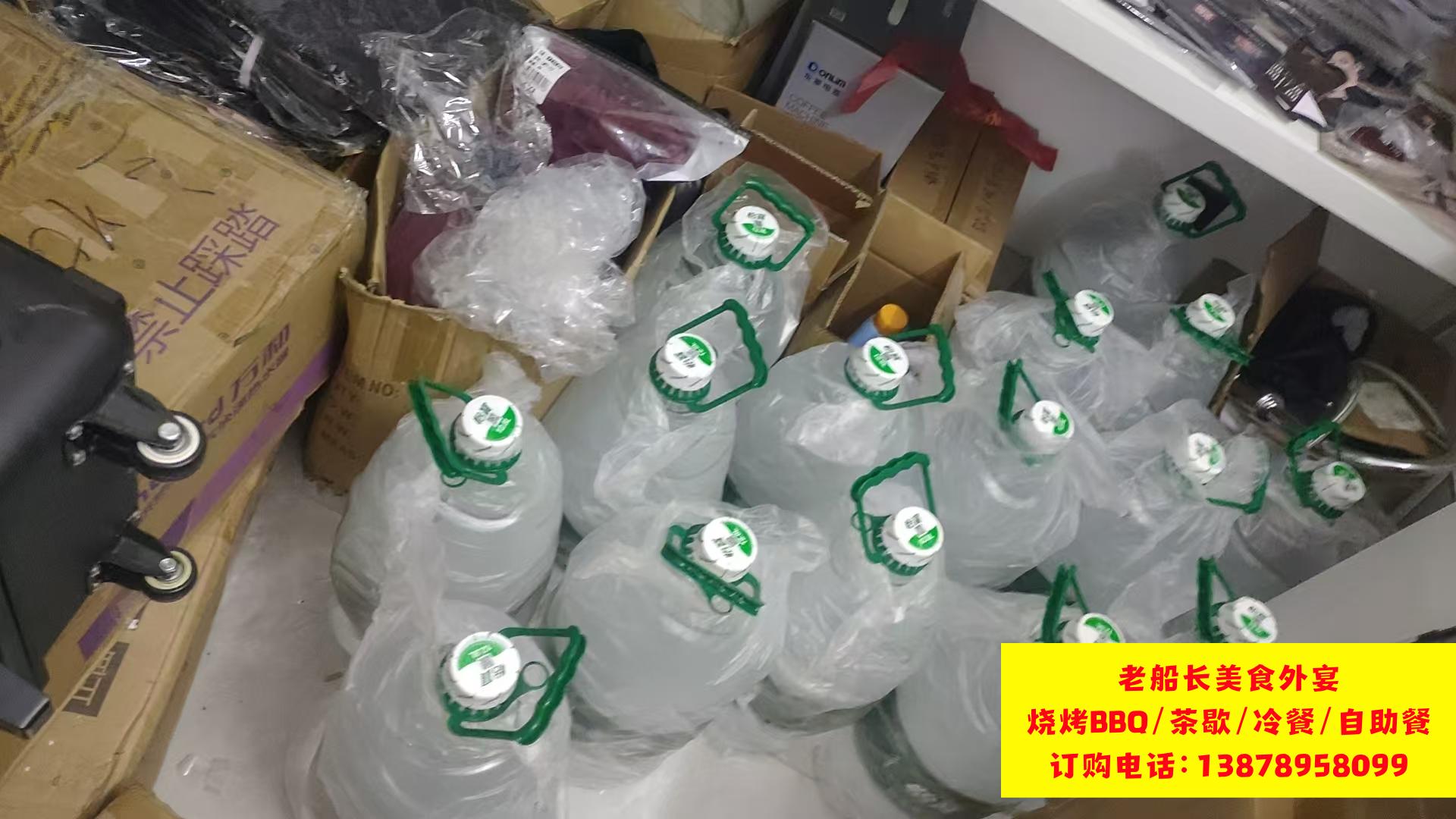 宝鸡矿泉水瓶装水饮料批发；宝鸡娃哈哈怡宝农夫山泉百岁山批发