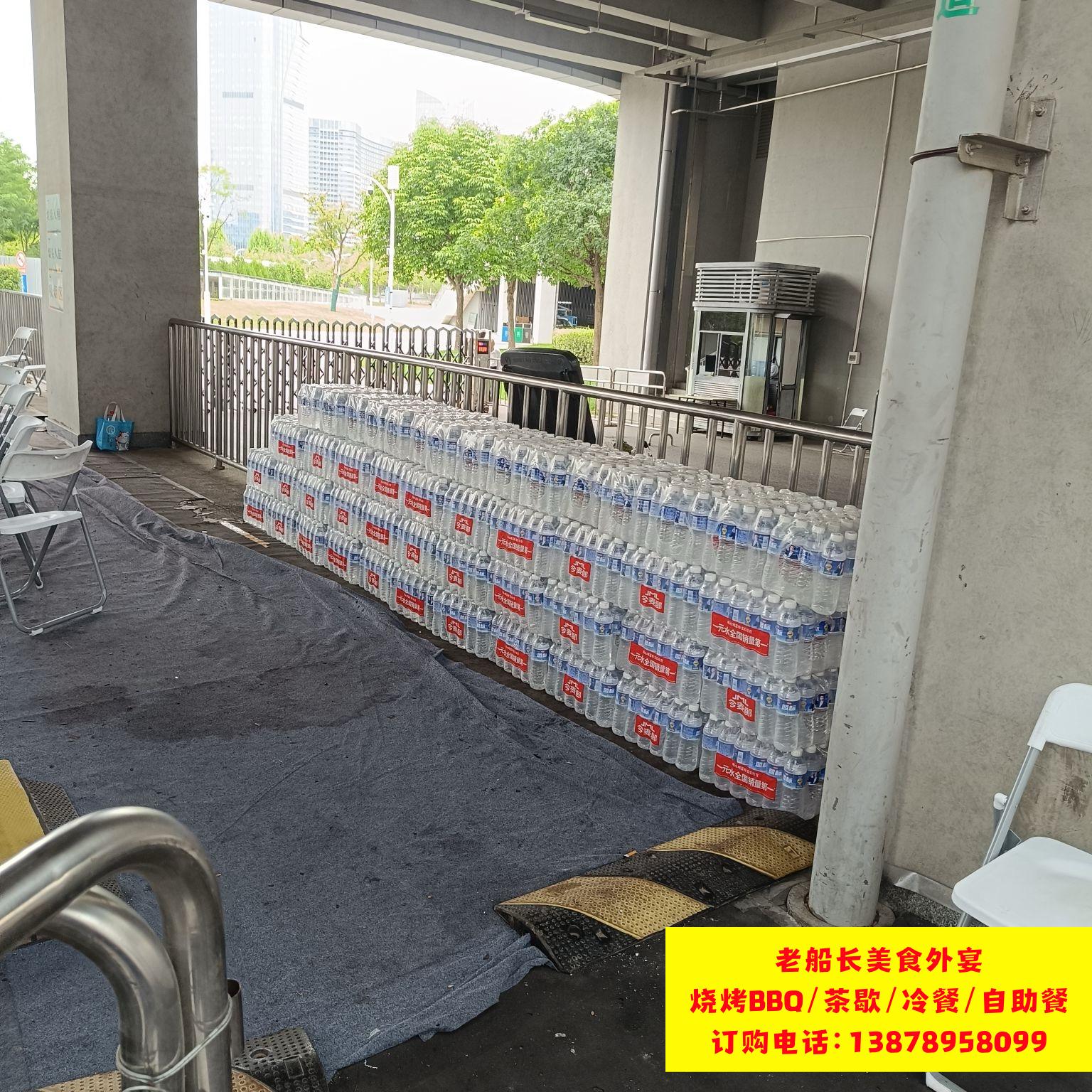 辽阳瓶装水矿泉水饮料批发，辽阳娃哈哈，怡宝，农夫山泉，百岁山全城配送，餐饮店商超一手货源